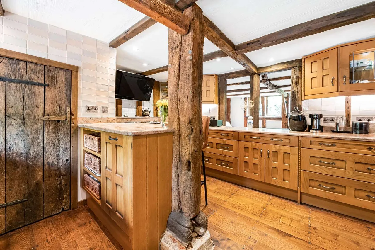Snatts Road, Uckfield, TN22, photo 8