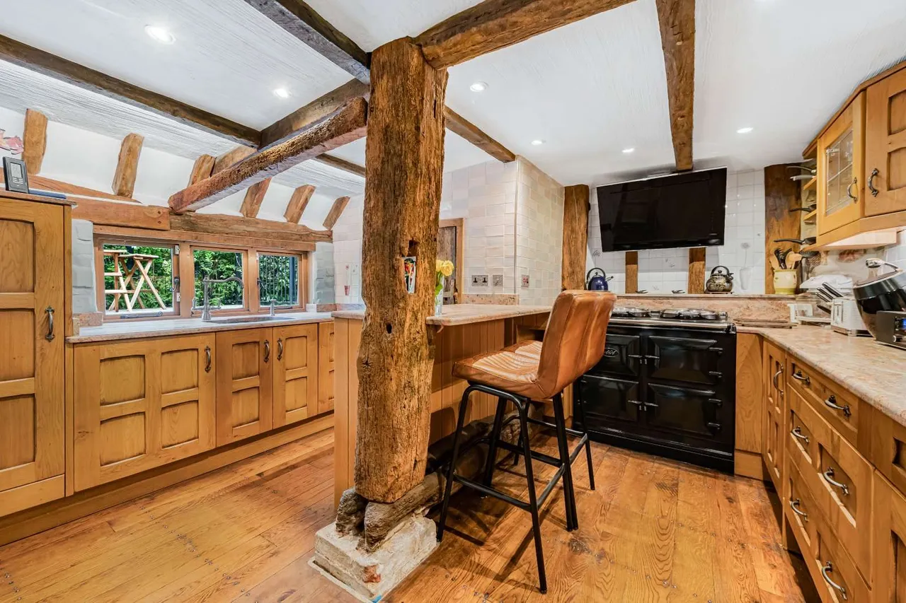 Snatts Road, Uckfield, TN22, photo 4