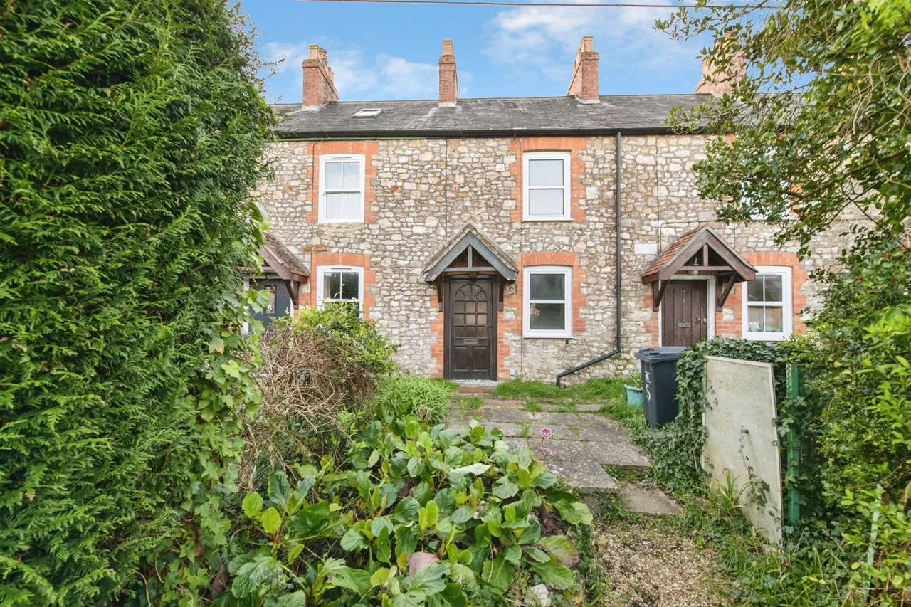 2 bed house for sale, The Hill, Kilmington, EX13