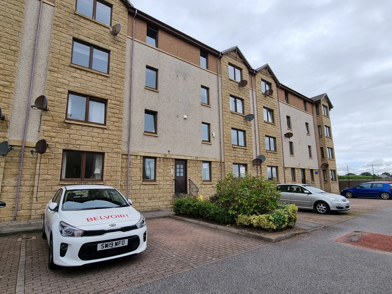 2 bed flat to rent, Links View, Linksfield, AB24