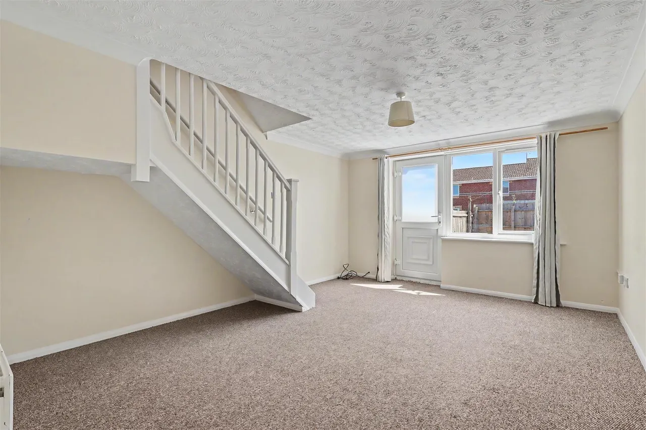 Blackthorn Court, Soham, CB7, photo 4