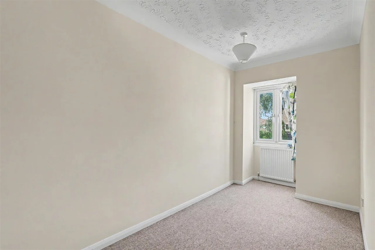 Blackthorn Court, Soham, CB7, photo 9