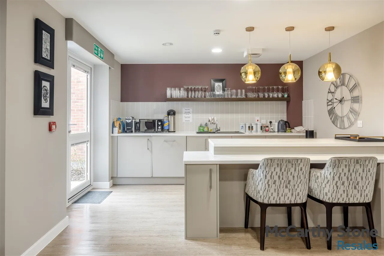 Hooton Road, Willaston, CH64, photo 28