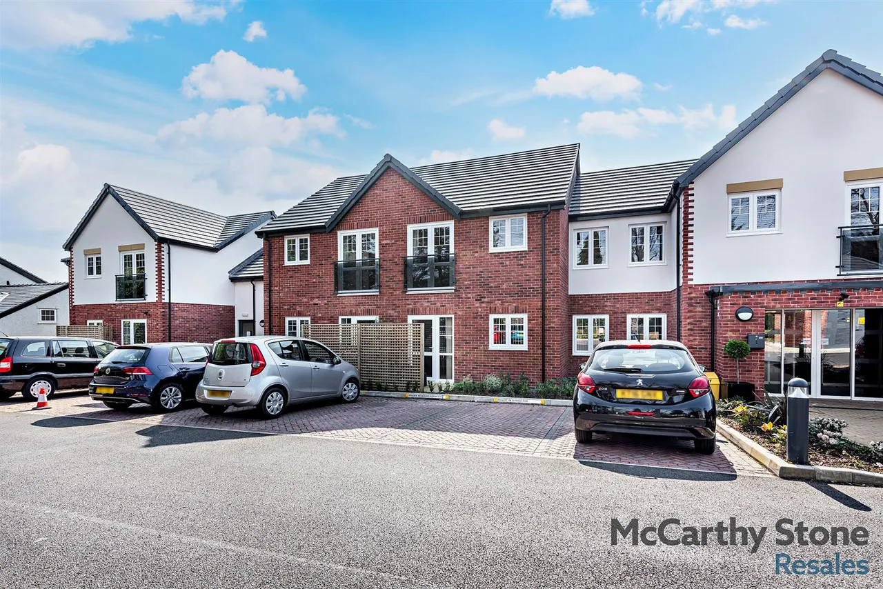 Hooton Road, Willaston, CH64, photo 21