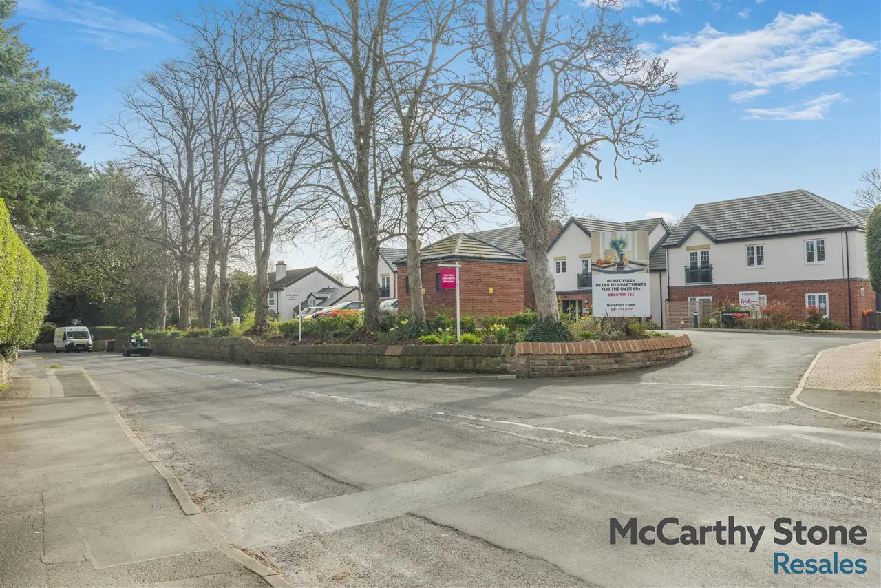 Hooton Road, Willaston, CH64, photo 33