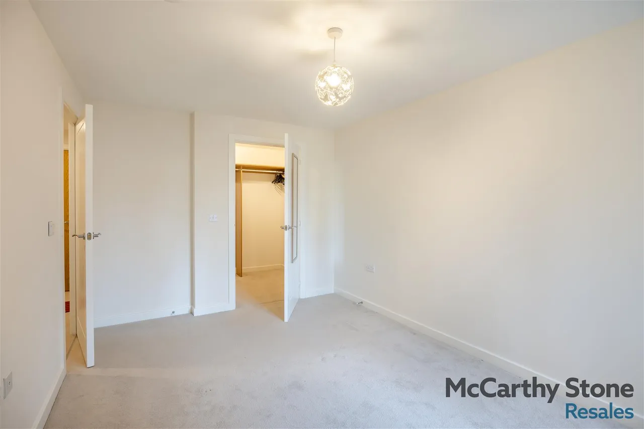 Hooton Road, Willaston, CH64, photo 6