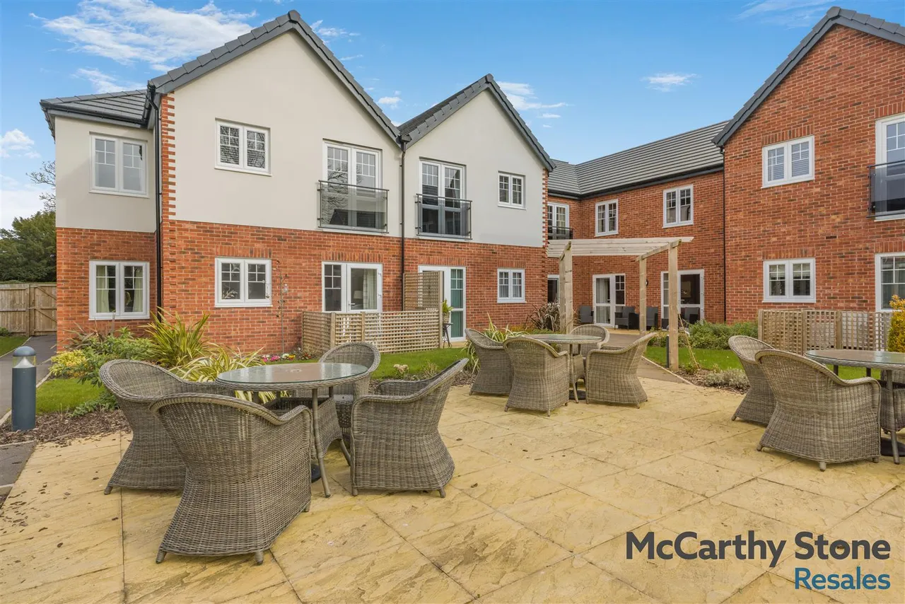 Hooton Road, Willaston, CH64, photo 10
