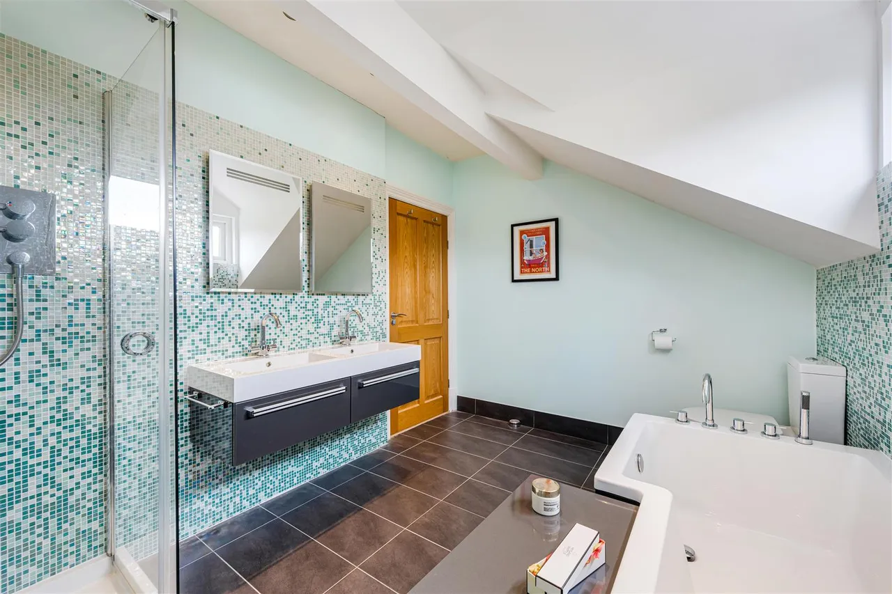 Winton Road, Bowdon, WA14, photo 43