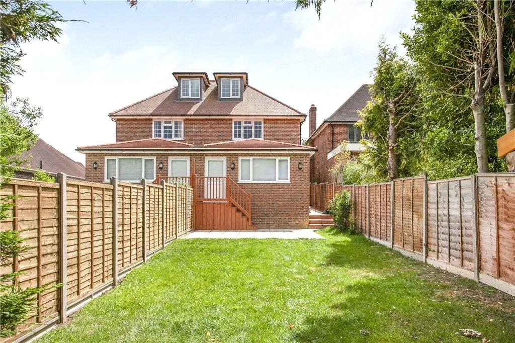 Queen Eleanors Road, Guildford, GU2, photo 14