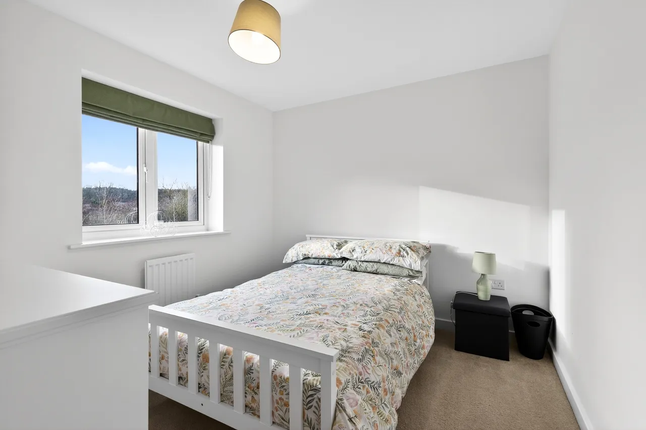 Pasteur Avenue, Faygate, RH12, photo 12