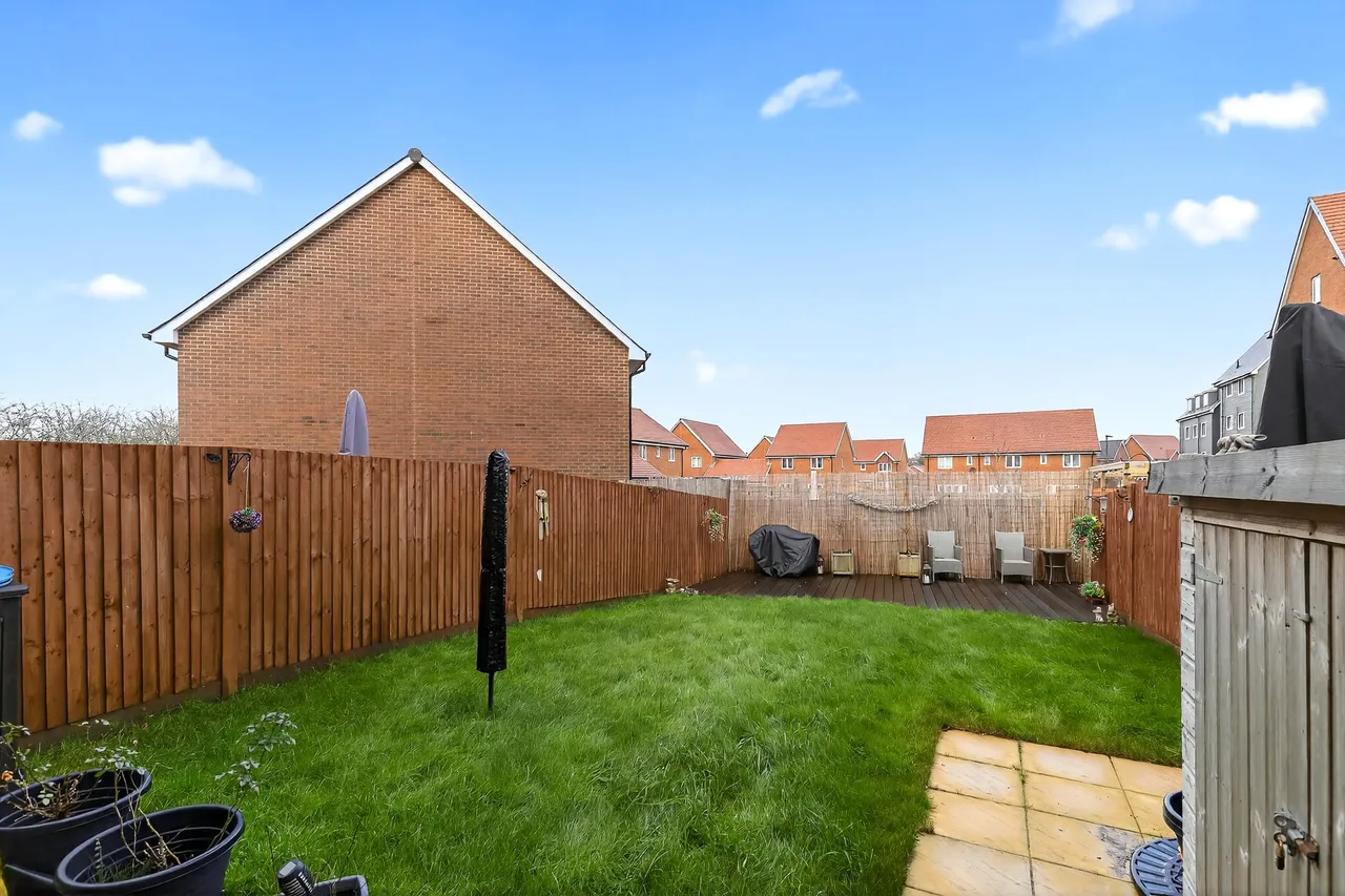 Pasteur Avenue, Faygate, RH12, photo 5
