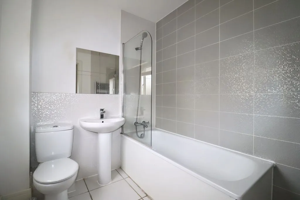 Knights Crescent, Bletchley, MK2, photo 7