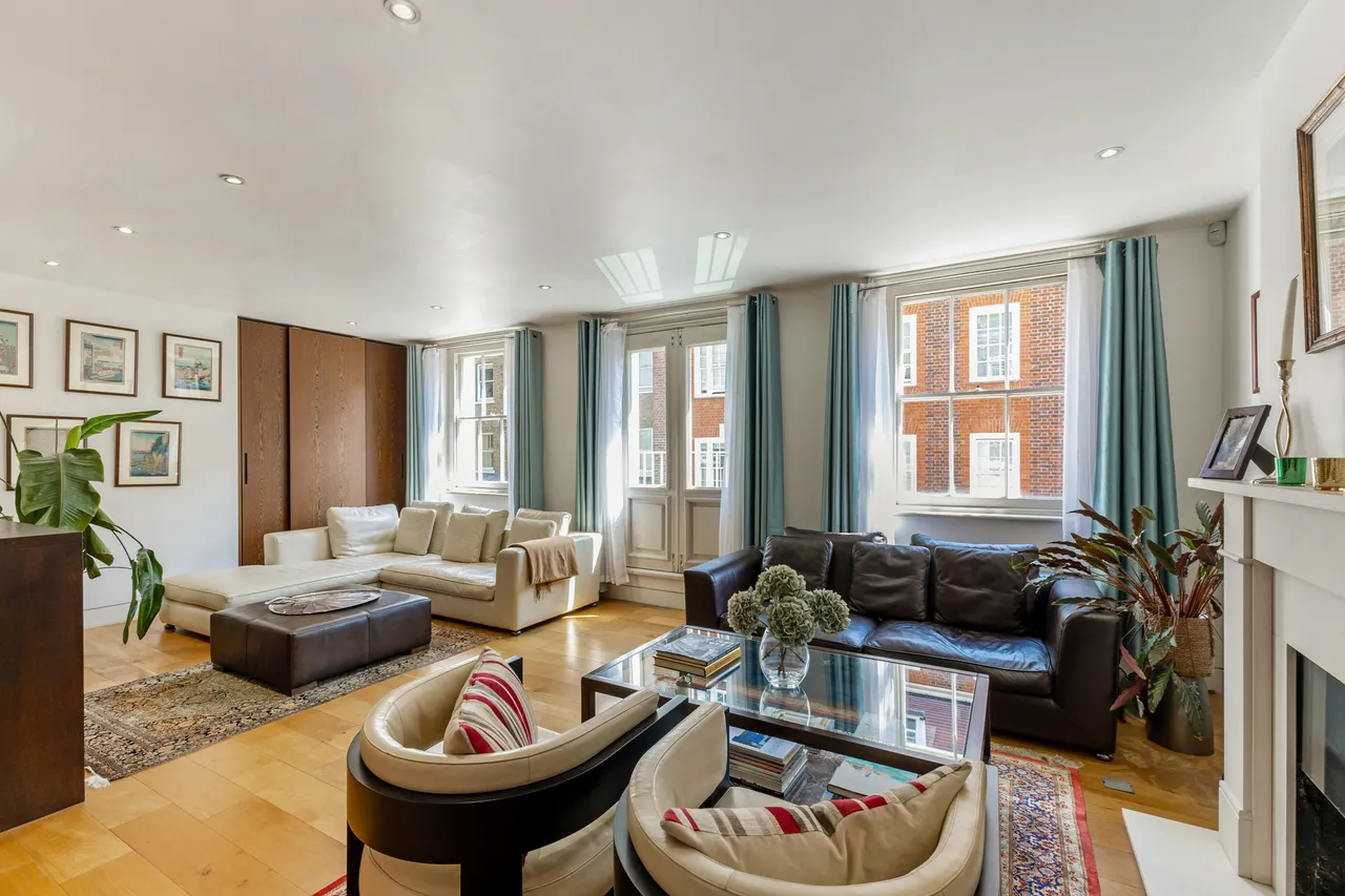 Pavilion Road, Knightsbridge, SW1X, photo 2