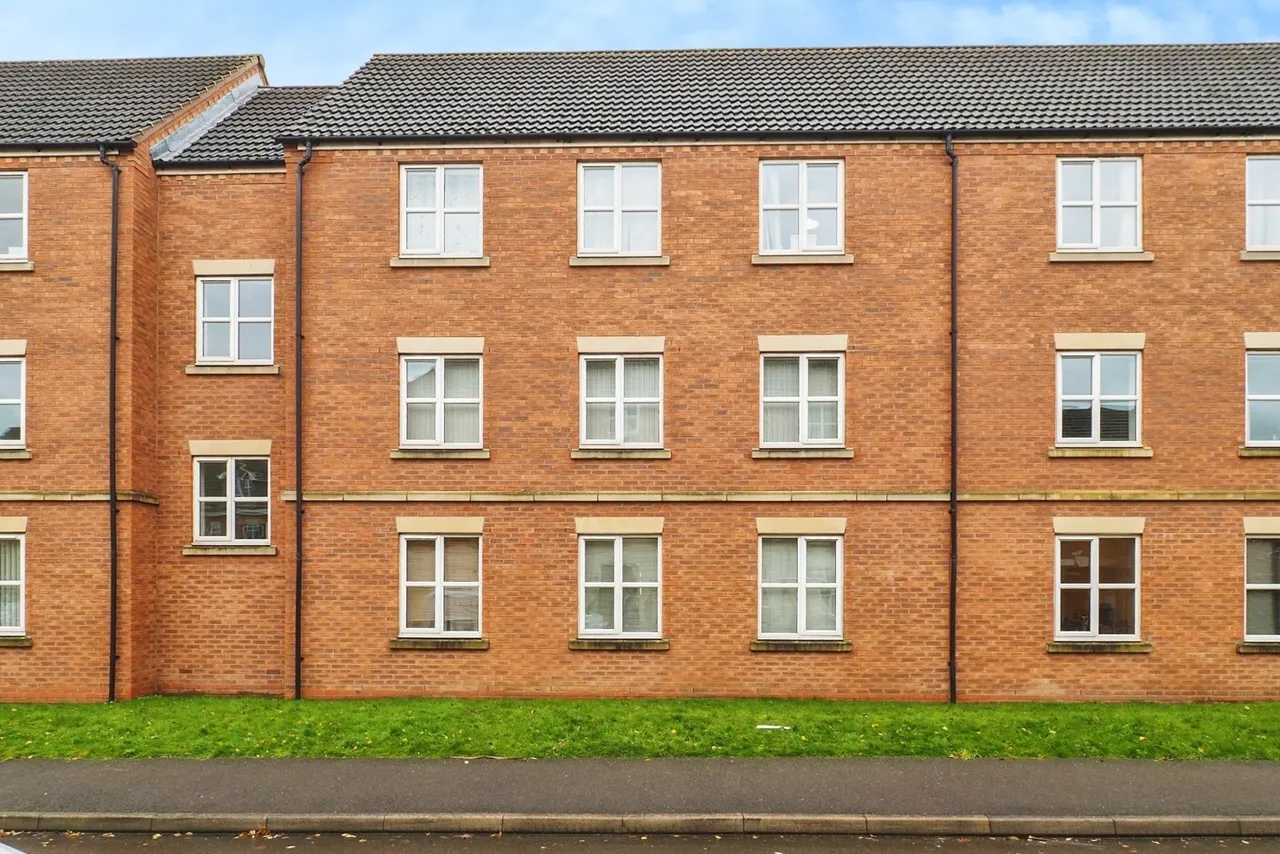 2 bed flat for sale — Thompson Court, Chilwell, Beeston, Nottingham, NG9