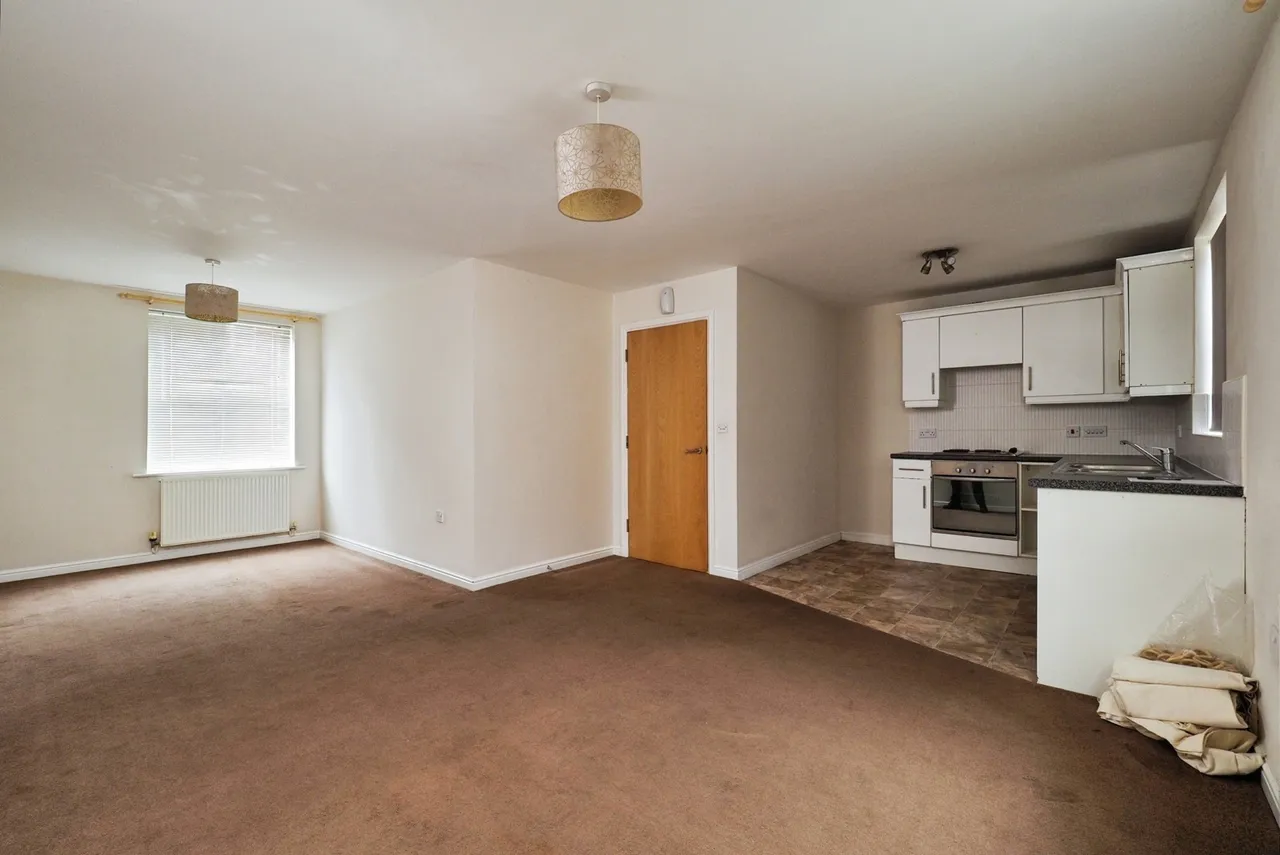 Thompson Court, Chilwell, Beeston, Nottingham, NG9, photo 3