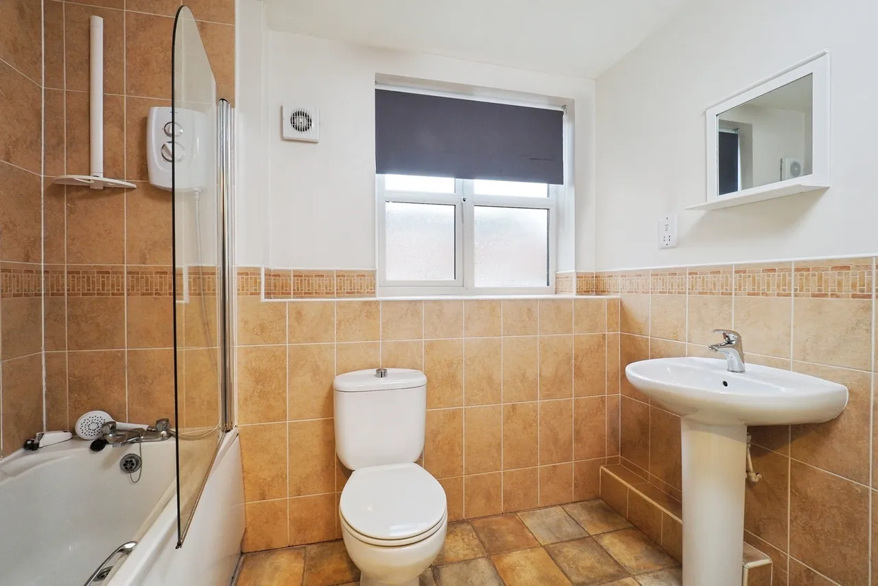 Thompson Court, Chilwell, Beeston, Nottingham, NG9, photo 8