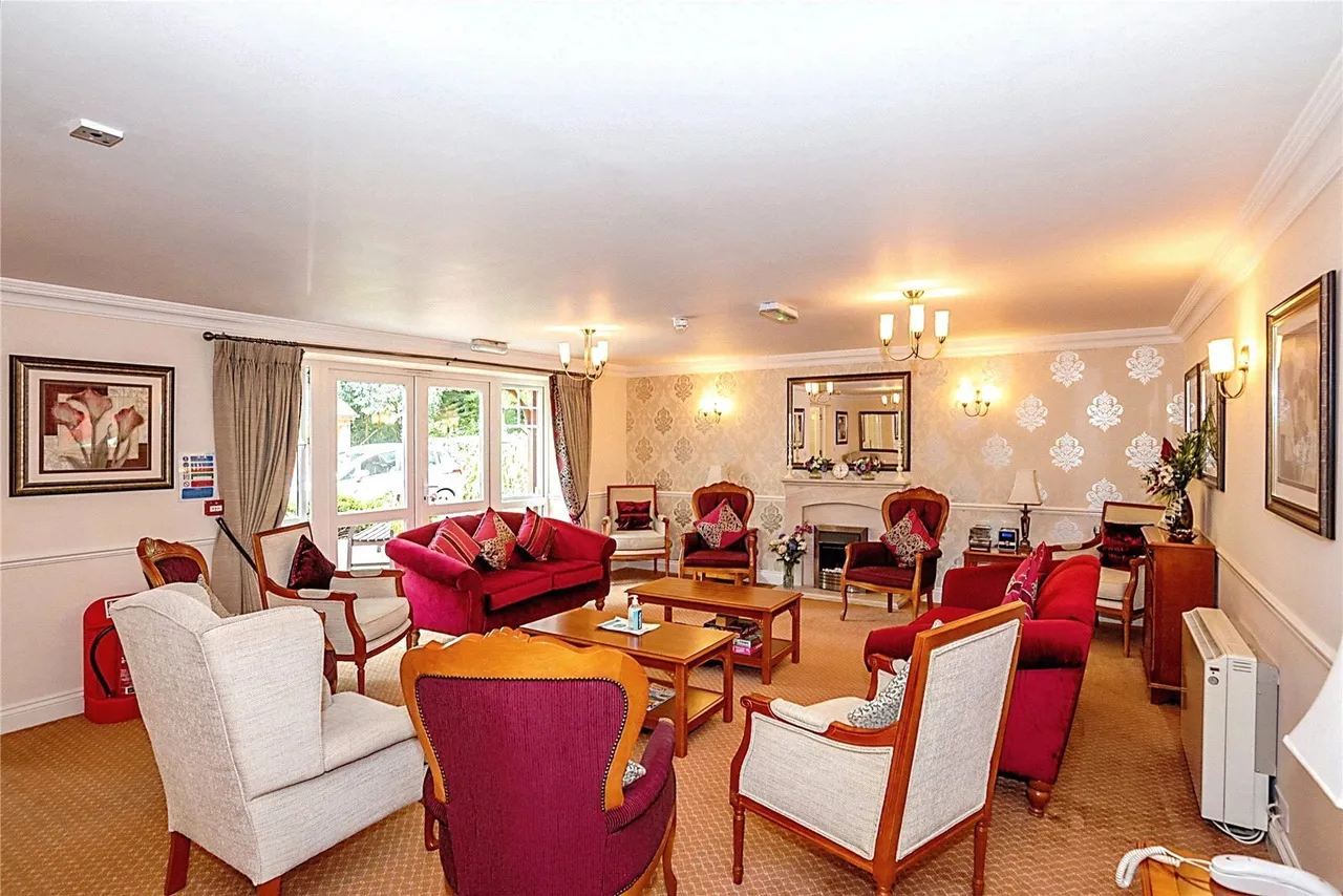 New Brighton Road, Emsworth, PO10, photo 10