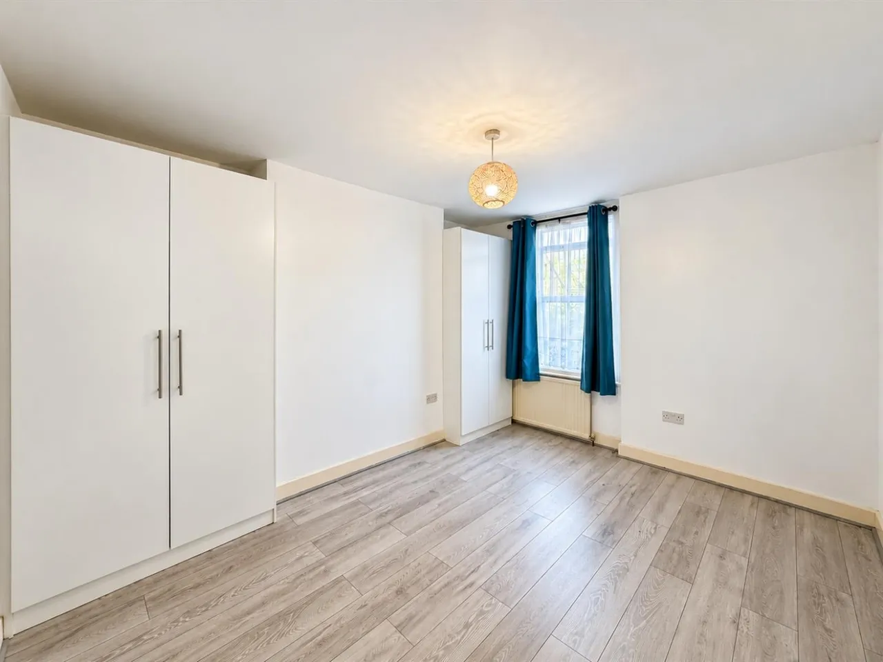 bed Apartment To LetLower Mortlake Road, Richmond, TW9, photo 4