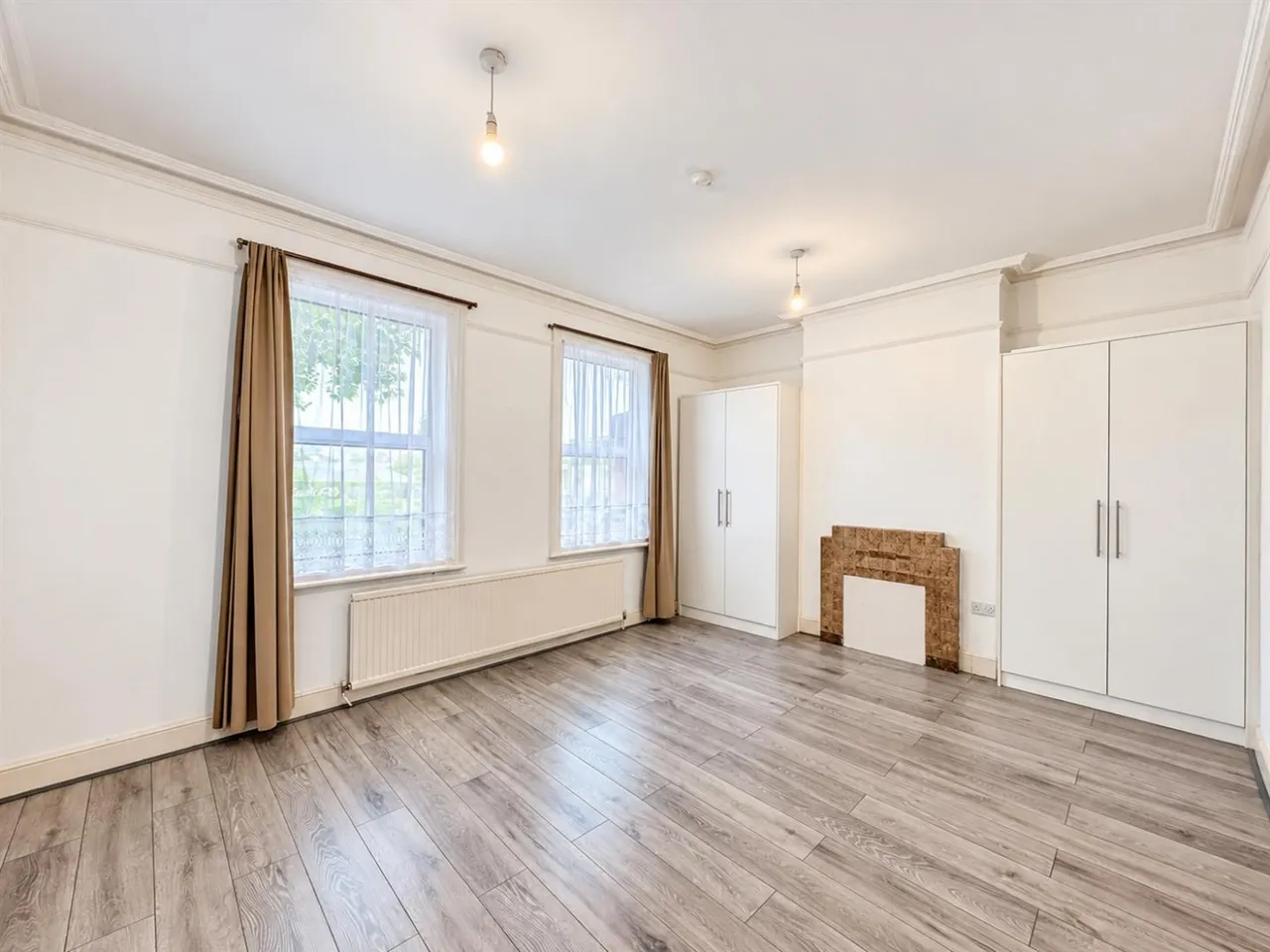 bed Apartment To LetLower Mortlake Road, Richmond, TW9, photo 3
