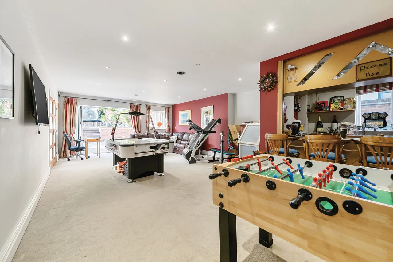 Parkgate Crescent, Hadley Wood, EN4, photo 9