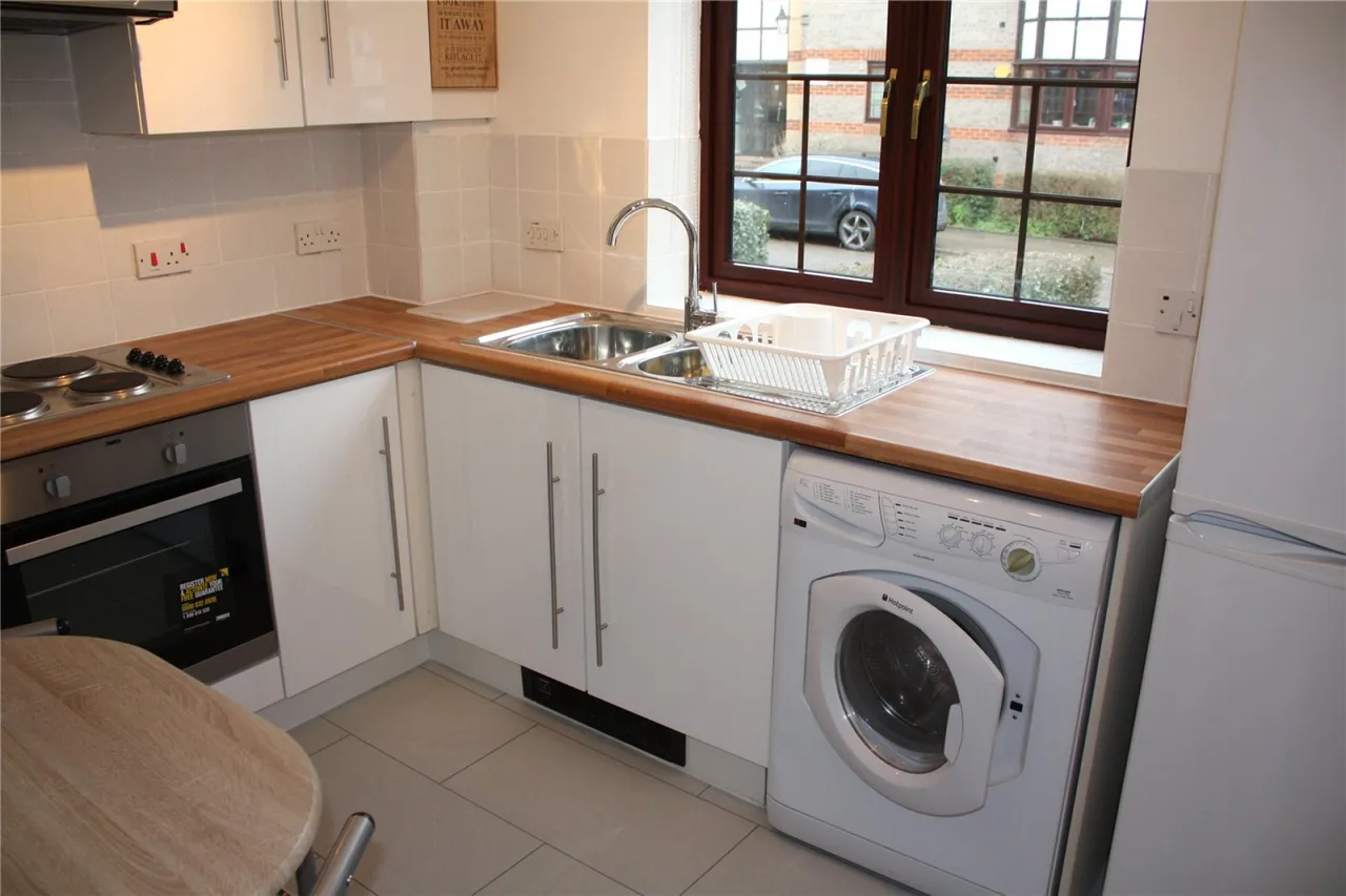 Swan Place, Reading, RG1, photo 2