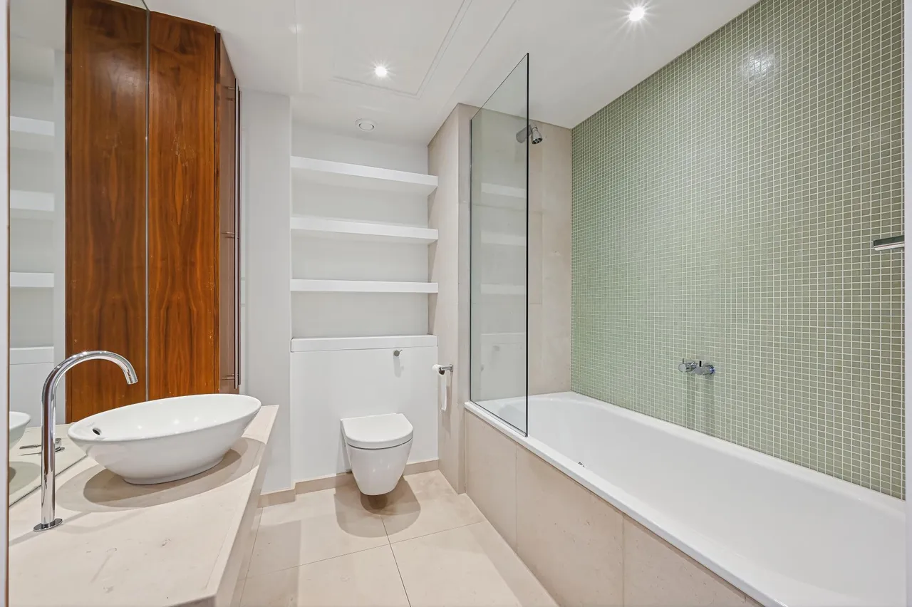 Fairmont Avenue, E14, photo 9
