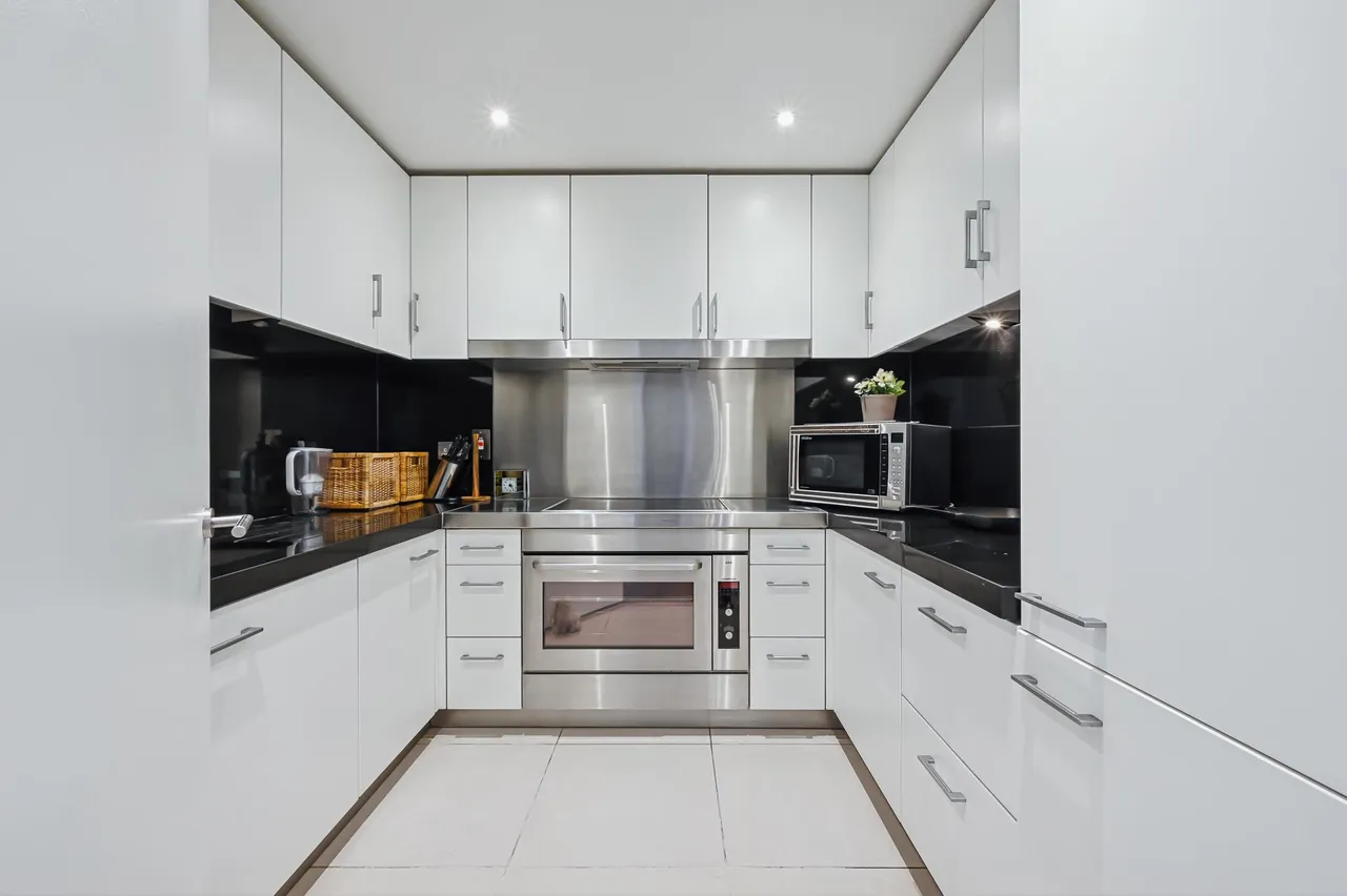 Fairmont Avenue, E14, photo 6