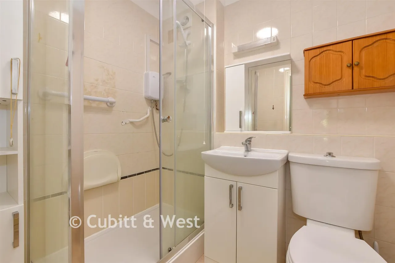 Horndean Road, Emsworth, PO10, photo 7
