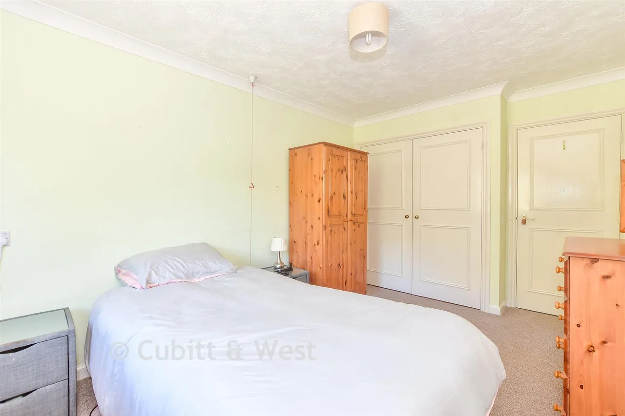 Horndean Road, Emsworth, PO10, photo 6