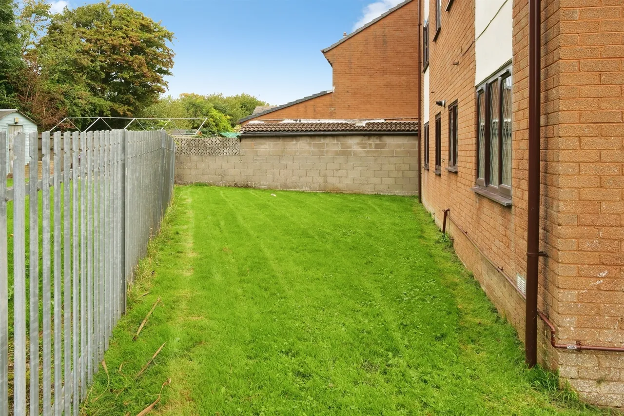 Ger-Y-Lyn Porthcawl, CF36, photo 17