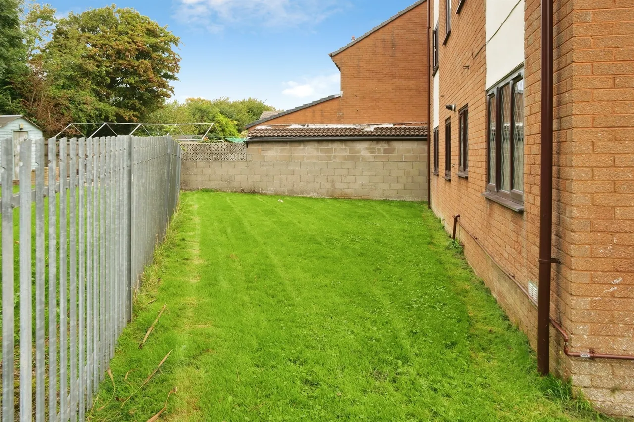 Ger-Y-Lyn Porthcawl, CF36, photo 18