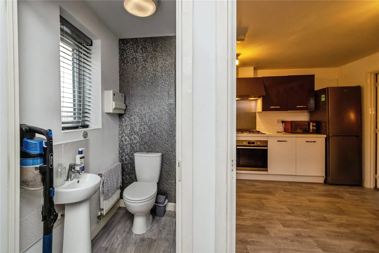 Turnstone Road, Walsall, West Midlands, WS3, photo 6