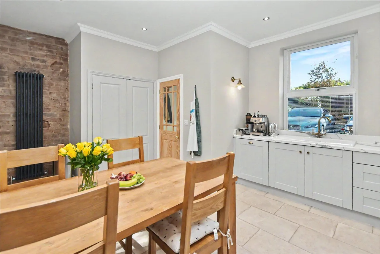 Carr Road, Calverley, LS28, photo 17