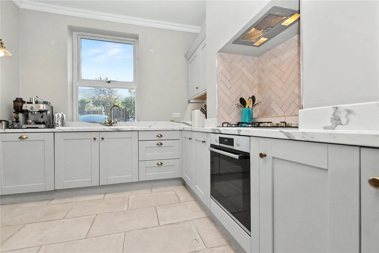 Carr Road, Calverley, LS28, photo 4