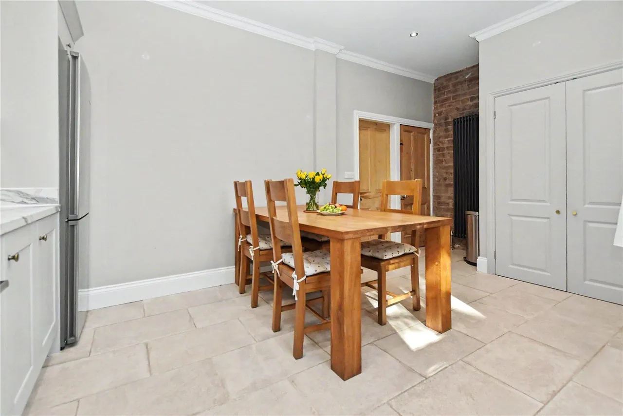 Carr Road, Calverley, LS28, photo 14