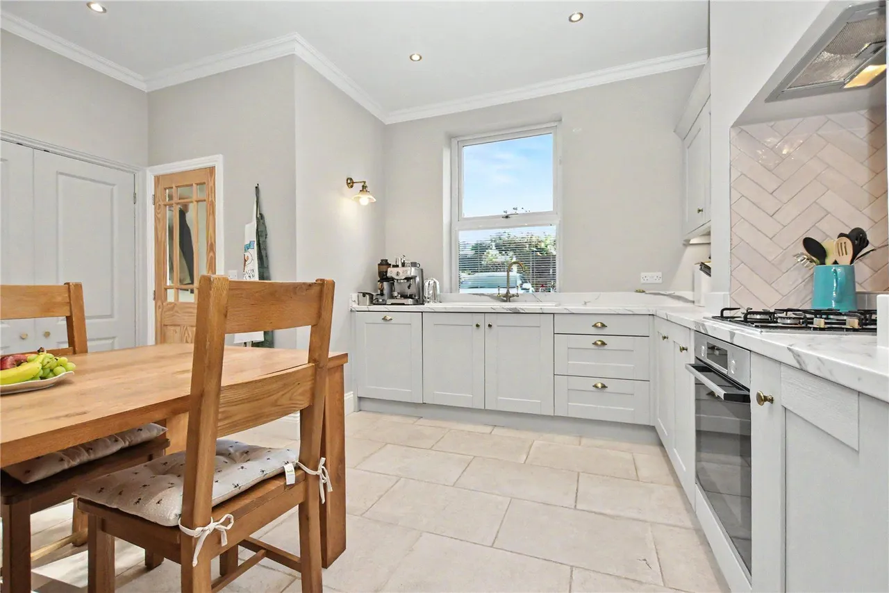 Carr Road, Calverley, LS28, photo 16
