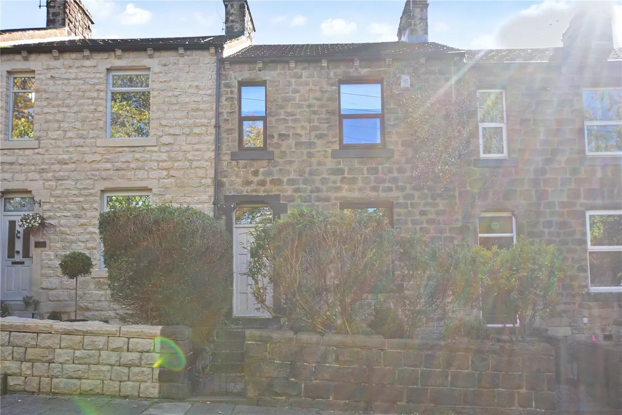Carr Road, Calverley, LS28, photo 26