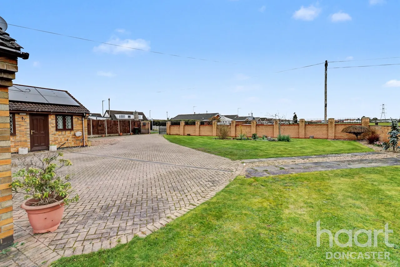 Bloomhill Road, Thorne, DN8, photo 40