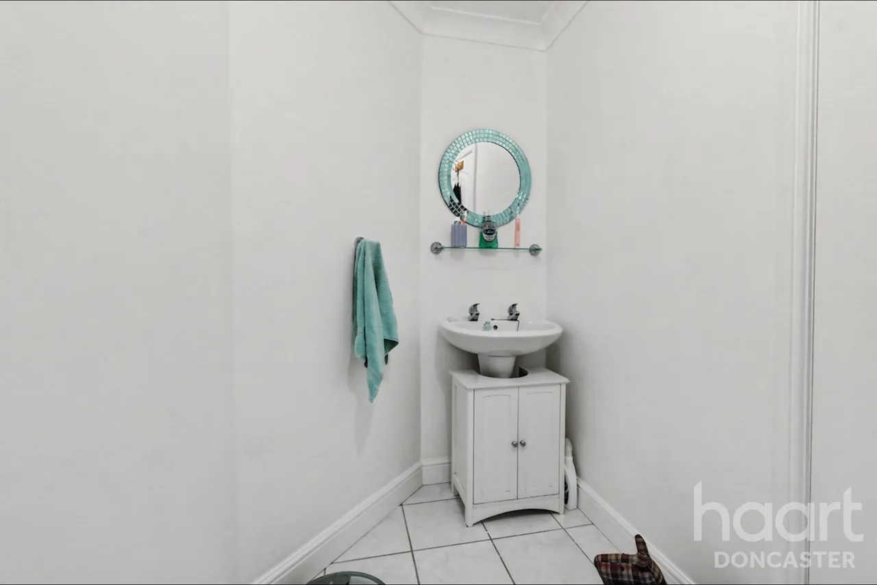 Bloomhill Road, Thorne, DN8, photo 24