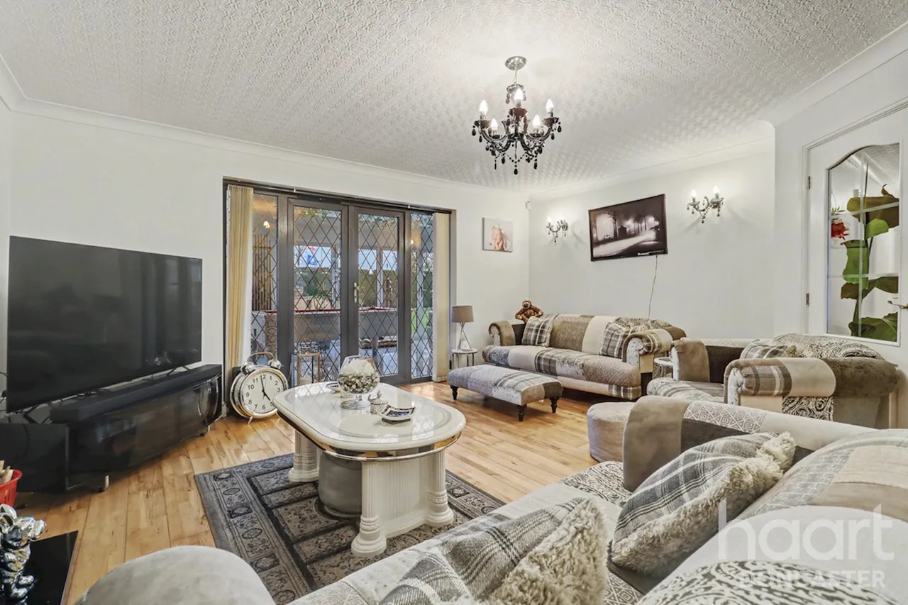 Bloomhill Road, Thorne, DN8, photo 9