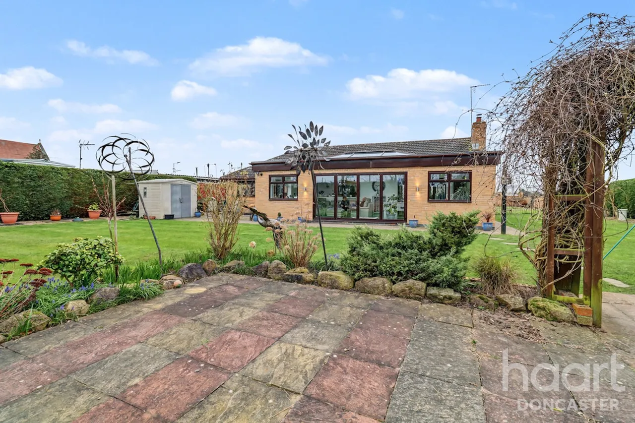Bloomhill Road, Thorne, DN8, photo 37