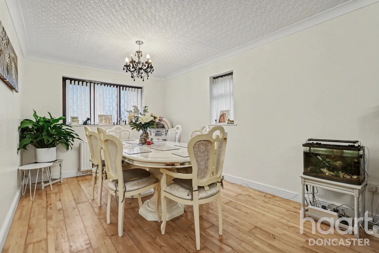 Bloomhill Road, Thorne, DN8, photo 7