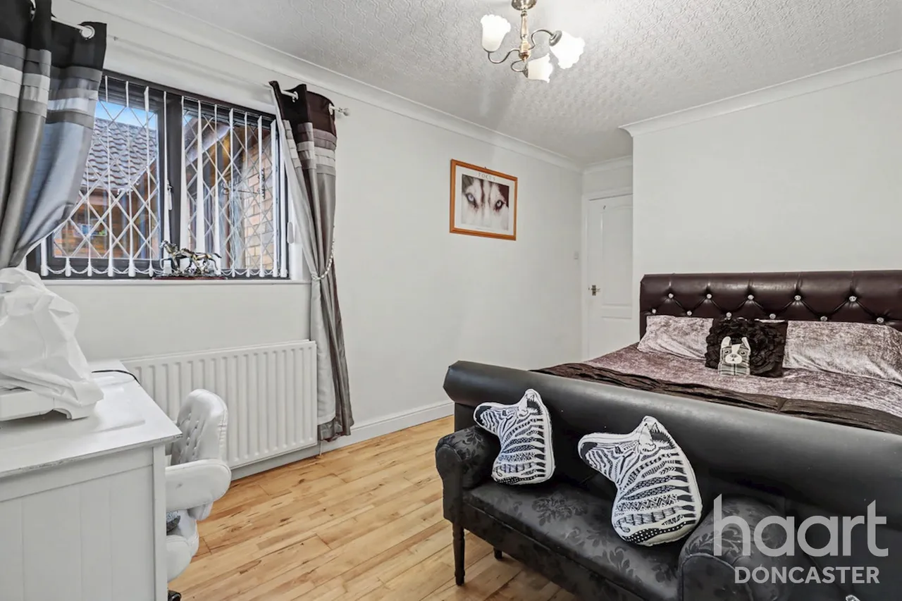 Bloomhill Road, Thorne, DN8, photo 27
