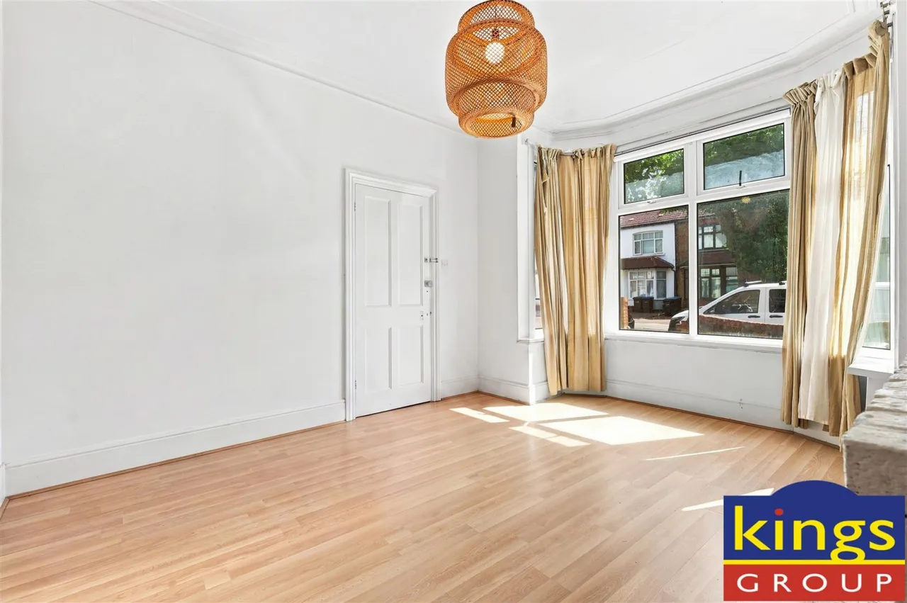 Kenwood Road, Edmonton, N9, photo 5