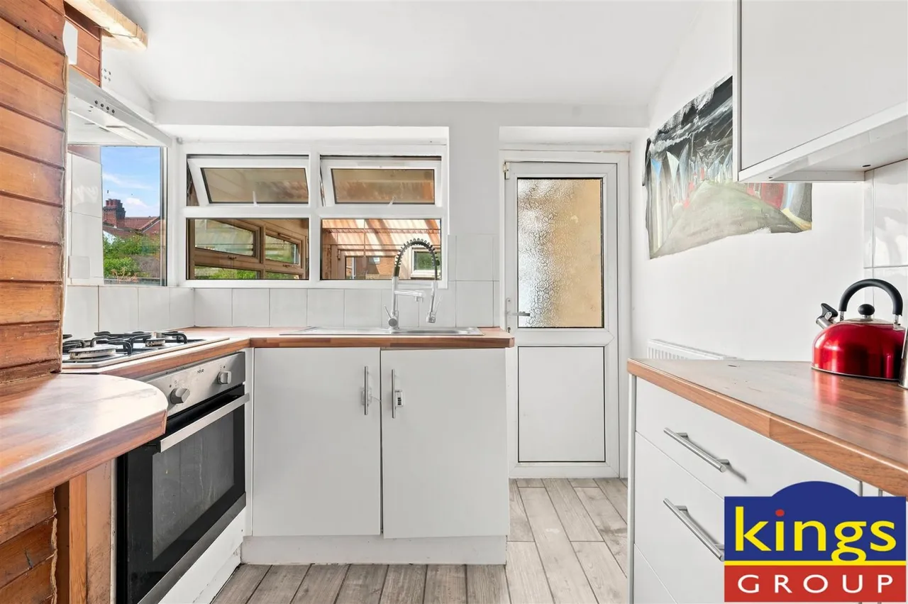 Kenwood Road, Edmonton, N9, photo 8