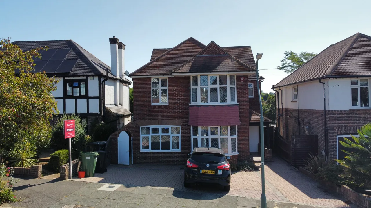6 bed house for sale — Woodland Avenue, Hove, BN3