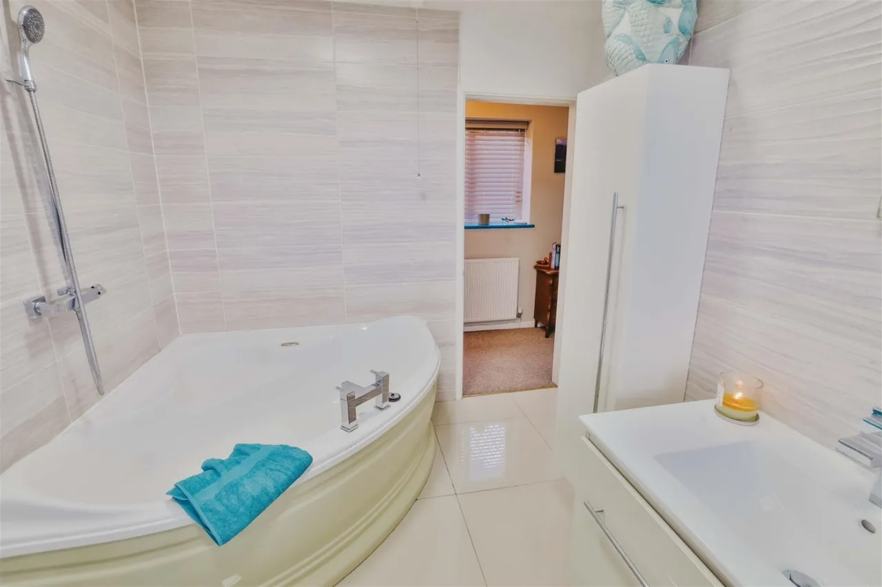 The Old Coach House, Sedgley, DY3, photo 22