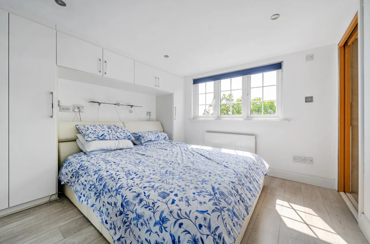 Cedar Lawn Avenue, Barnet, Hertfordshire, EN5 2LP, photo 11