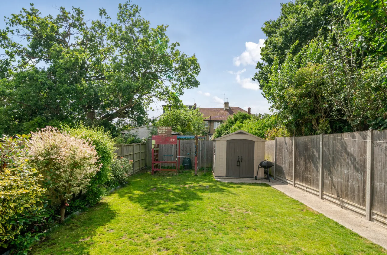 Cedar Lawn Avenue, Barnet, Hertfordshire, EN5 2LP, photo 19