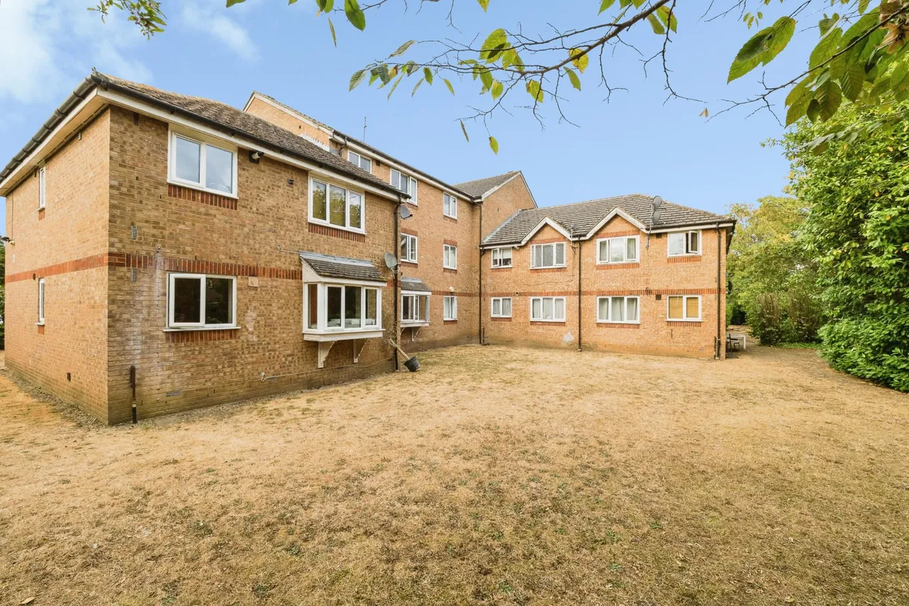 Greenacre Gardens, London, E17, photo 17